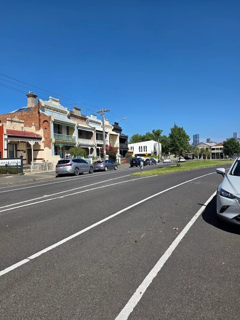View of Edinburgh Gardens in Fitzroy, VIC