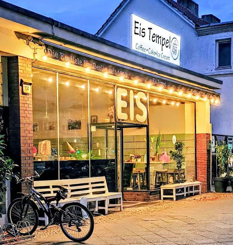 Eis Schmidt ice cream in Tempelhof, BE