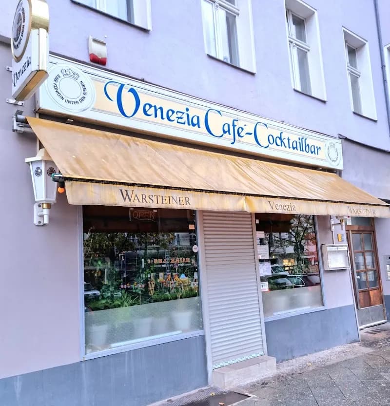 View of Eiscafé Venezia in Charlottenburg, BE
