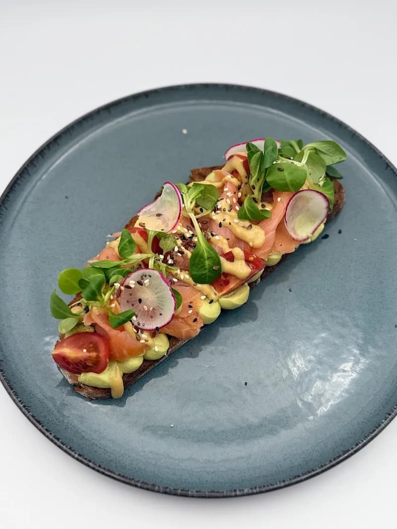 View of Eiscafe Seekirchen in Seekirchen am Wallersee, Salzburg