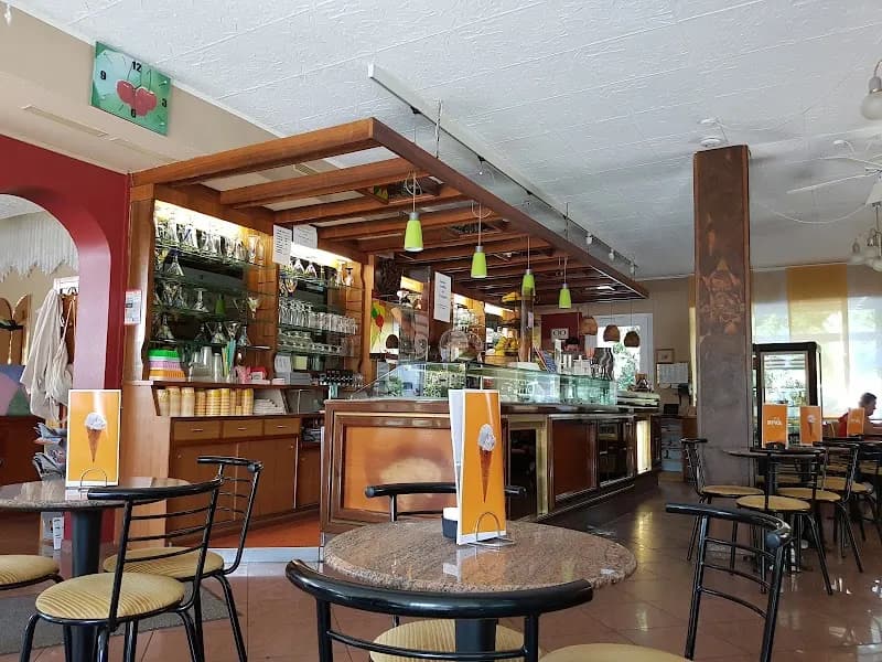 Eisdiele Herrsching ice cream in Herrsching am Ammersee, BY