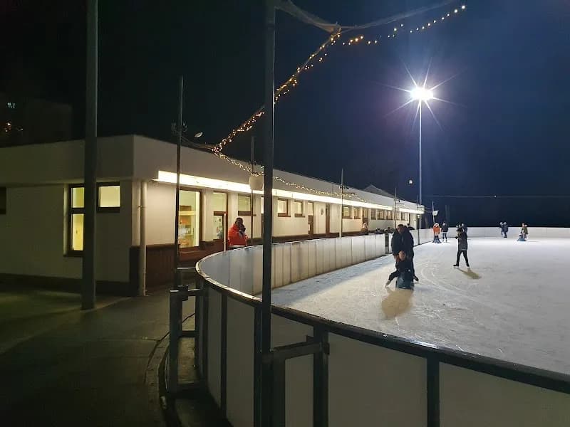 Eislaufplatz Schwechat ice skating rink in Deutsch-Wagram, VIE