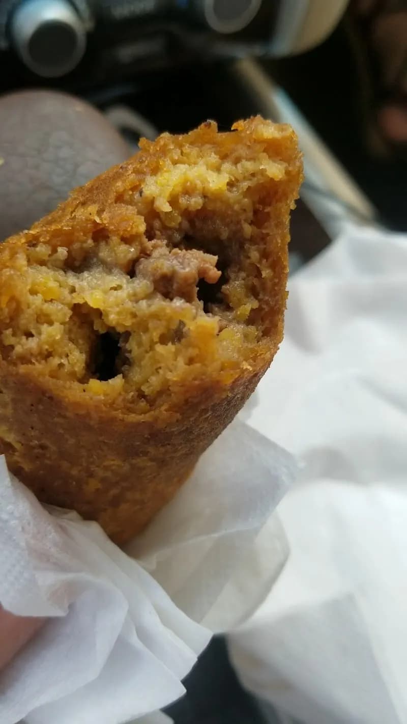 View of El Carrusel Restaurant in Toa Alta, PR