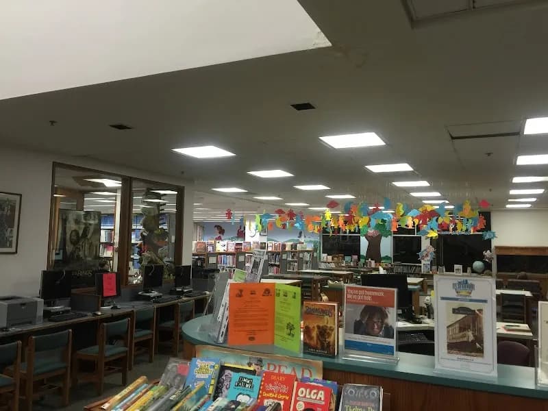 El Segundo Public Library library in El Segundo, CA