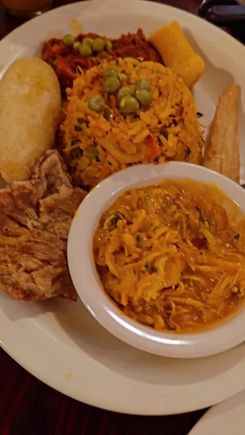 View of El Trapiche Restaurant in Ancón, PA