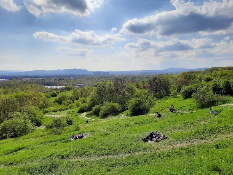 View of Erholungsgebiet Wienerberg in Liesing, VIE