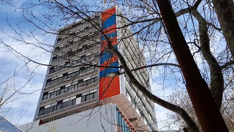 View of Escuela Municipal Bellas Artes (E.M.B.A.) "Carlos Morel" in Ezpeleta, BA