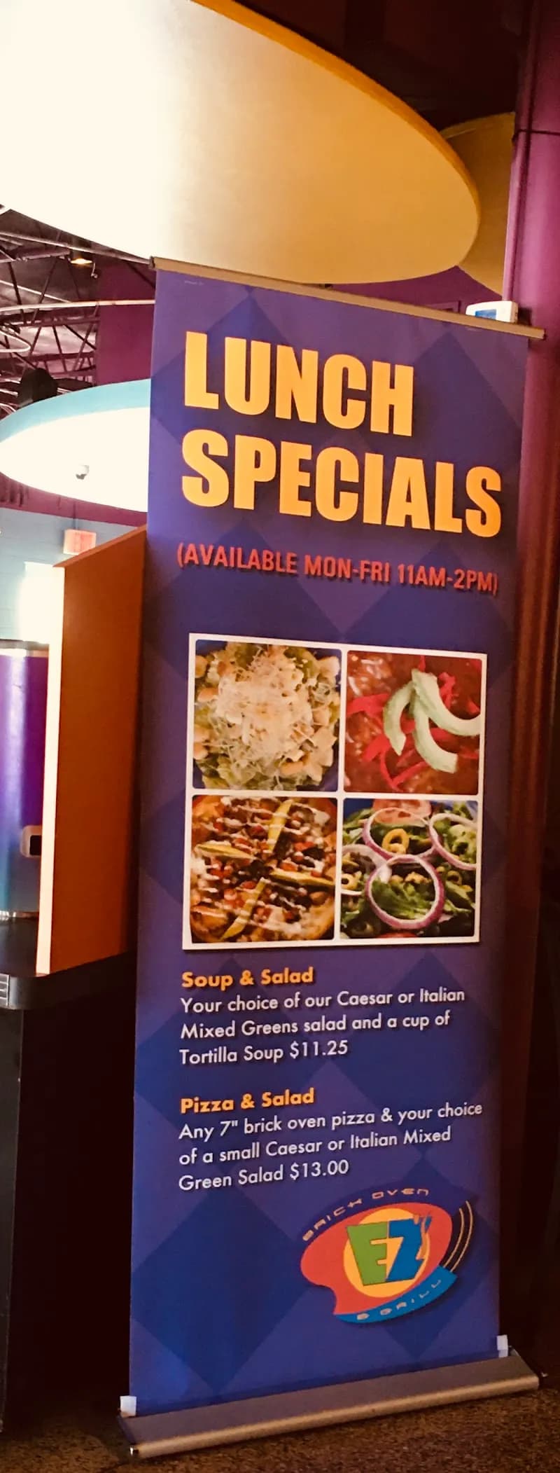 View of EZ'S Brick Oven & Grill in Tarrytown, TX