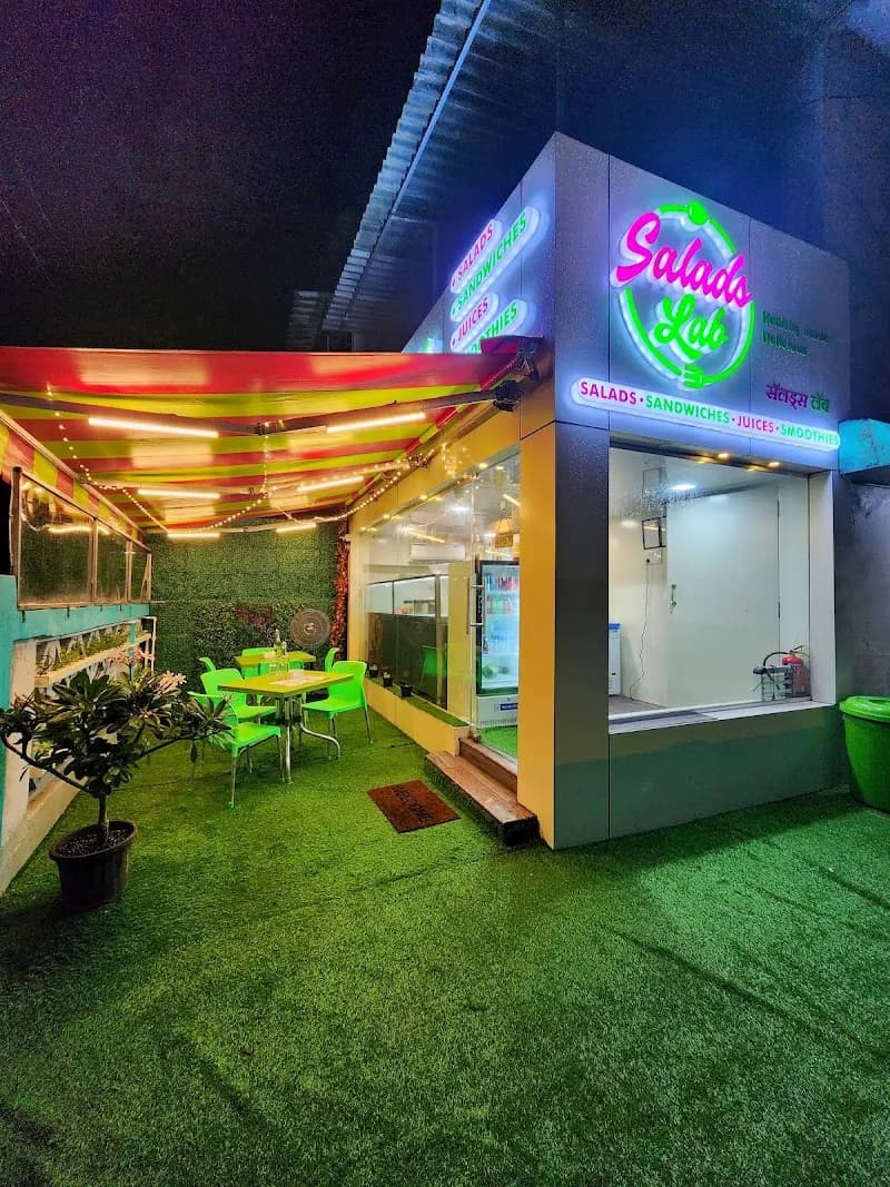 Farmland Organic Cafe cafe in Panvel, MH