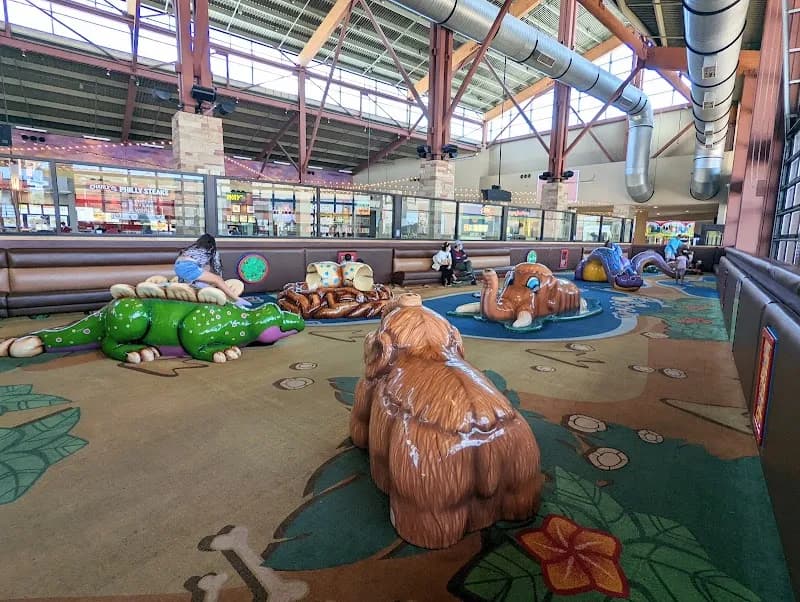 View of FlatIron Crossing in Broomfield, CO