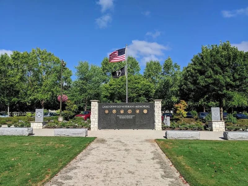 Foothills Park city park in Lake Oswego, OR