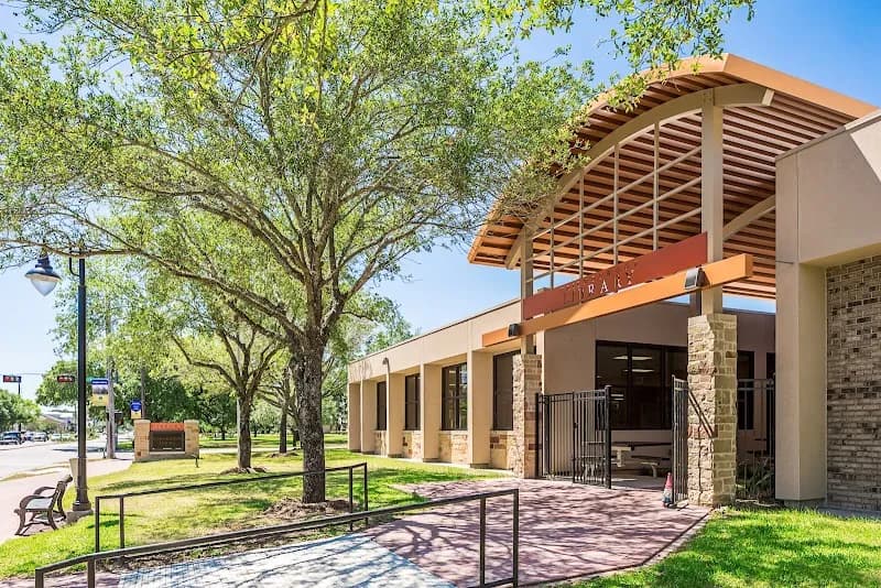 View of Friendswood Public Library in Friendswood, TX