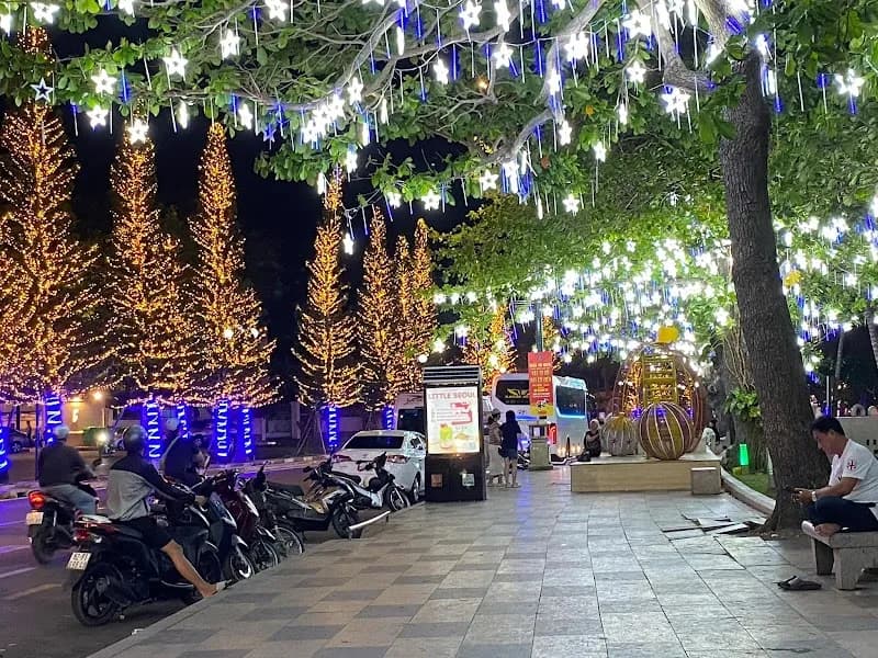 View of Front Beach Park in Vung Tau, HCMC