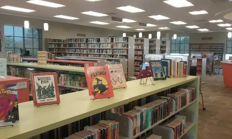 View of Fultondale Public Library in Fultondale, AL