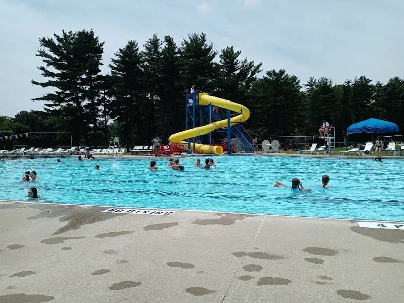 Gahanna Swimming Pool swimming pool in Gahanna, OH
