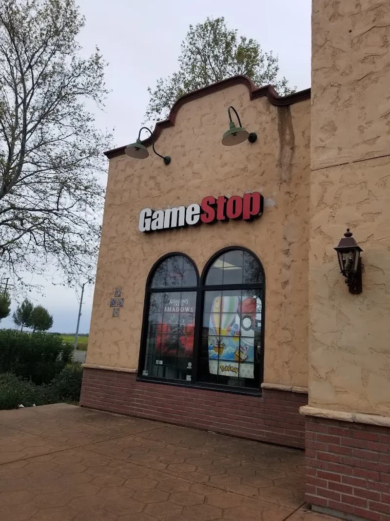 View of GameStop in Woodland, CA