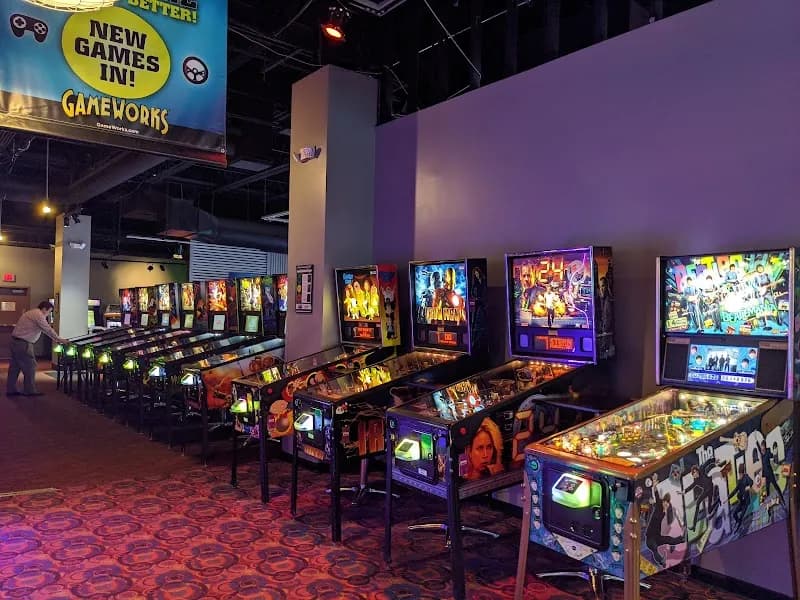View of GameWorks Chicago – Schaumburg in Schaumburg, IL