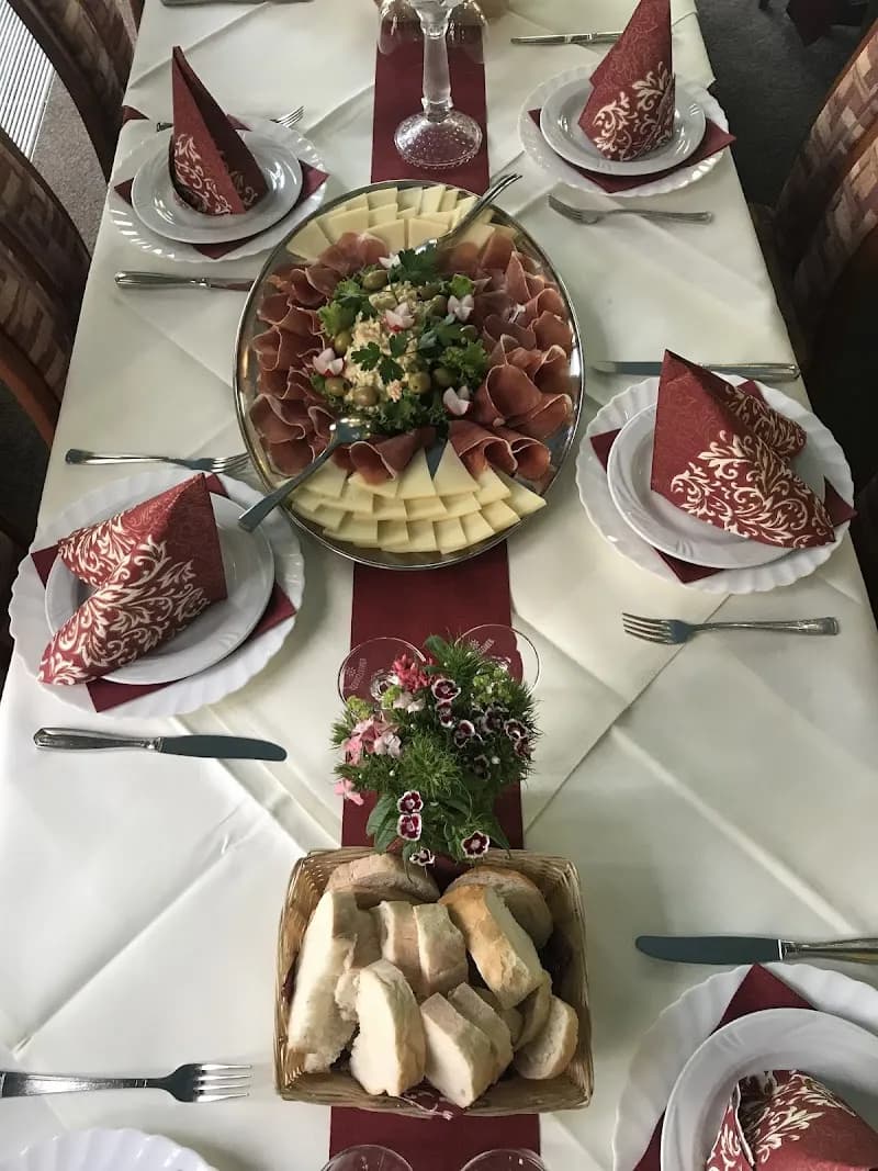 View of Gastmahl des Meeres Restaurant in Spandau, BE