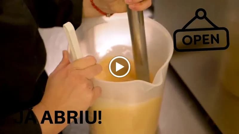 View of Gelataria Bonfim in Bonfim, Porto