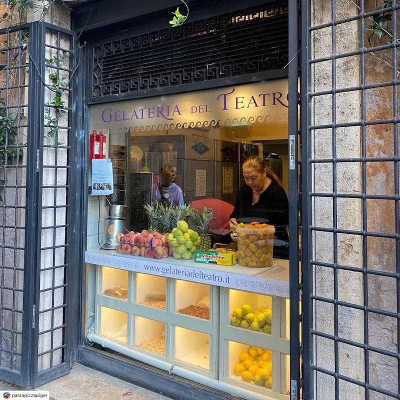 Gelateria del Teatro Ice Cream & Frozen Yogurt in Rome, LZ