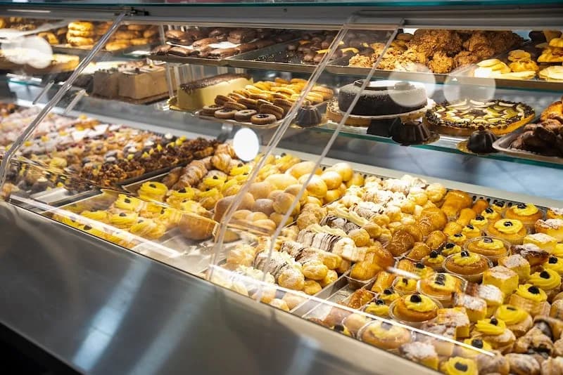View of Gelateria Dolcezza in Bracciano, Lazio