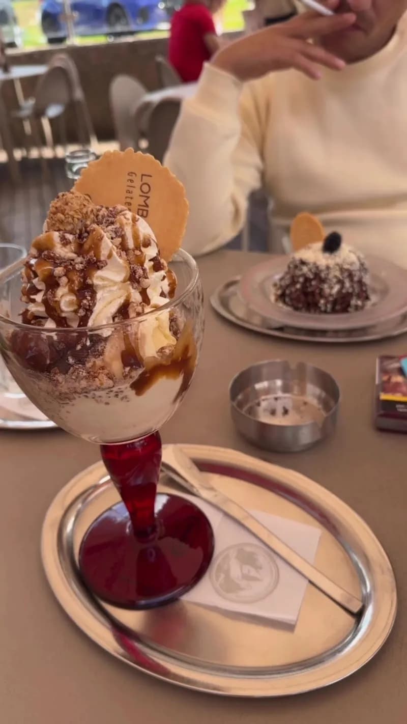 View of Gelati Shop Henndorf in Henndorf am Wallersee, Salzburg
