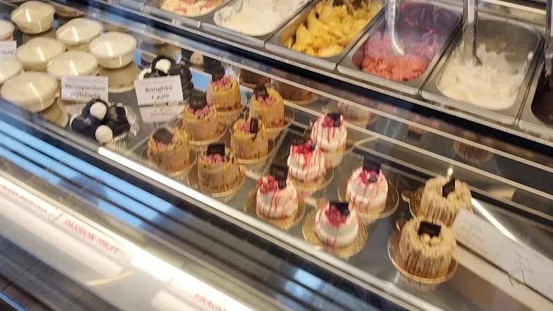 View of Gelato Cavini in Fiesole, Tuscany