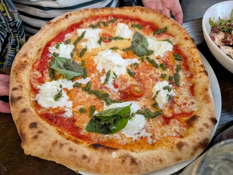 View of Gelato di Boulogne in Boulogne-Billancourt, IDF