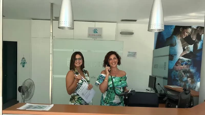 Gimnàs i Piscina Climatitzada Municipal "La Cochera" sports complex in Torrent, V