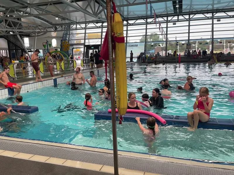 View of Glen Eira Sports and Aquatic Centre (GESAC) in Bentleigh, VIC