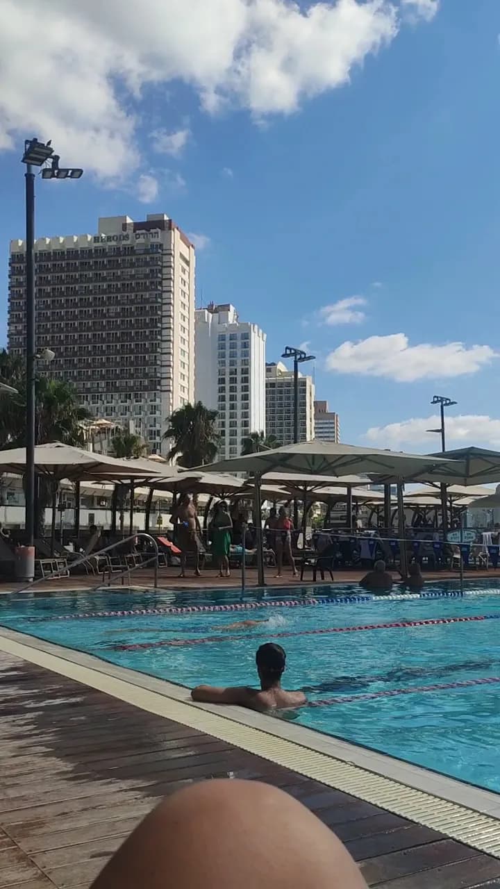 View of Gordon Pool in Beit Dagan, TA