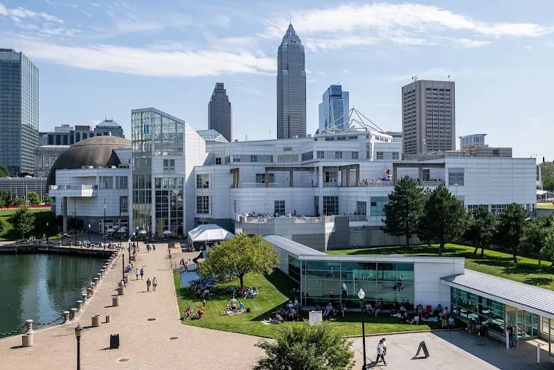 Great Lakes Science Center summer camp organizer in Cleveland, OH
