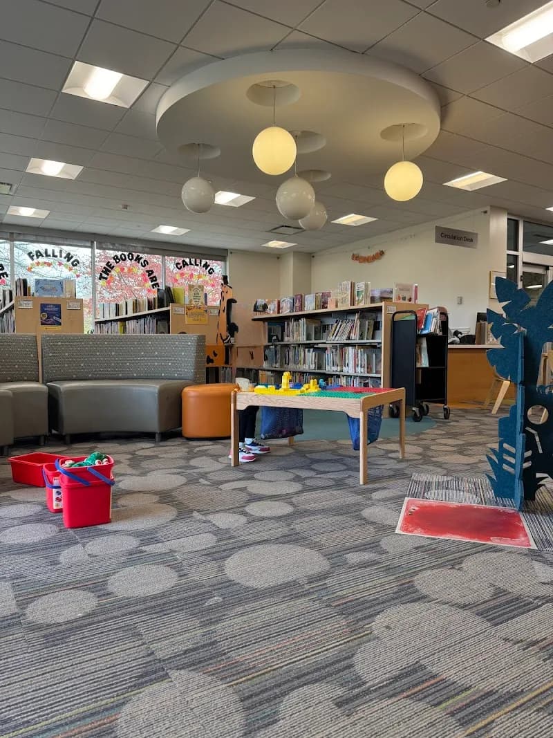 Great Neck Library library in Great Neck, VA