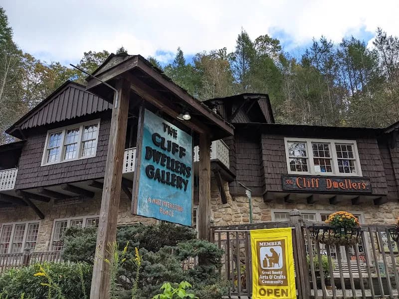 View of Great Smoky Arts & Crafts Community in Gatlinburg, TN