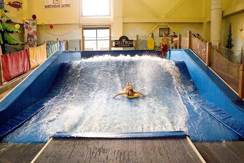 Great Wolf Lodge | Williamsburg resort hotel in Williamsburg, VA