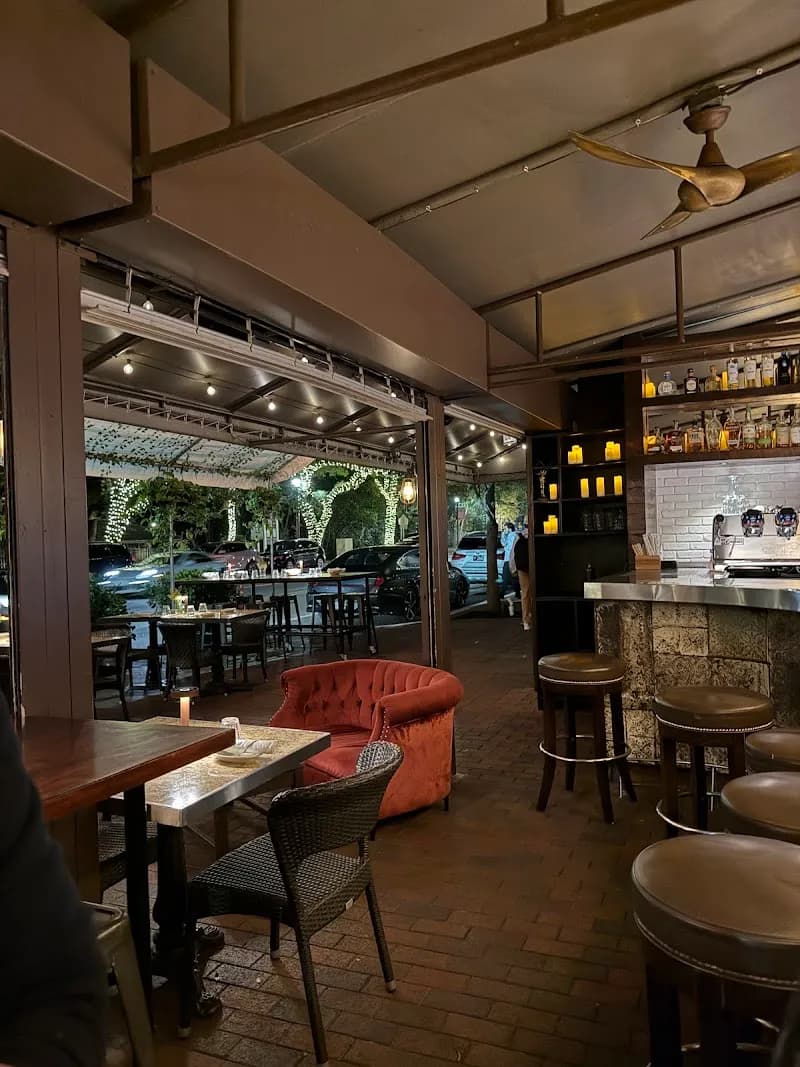 View of Greenstreet Cafe in South Miami, FL