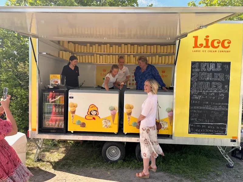 View of Grefsenveien Ice Cream in Grefsen, Oslo