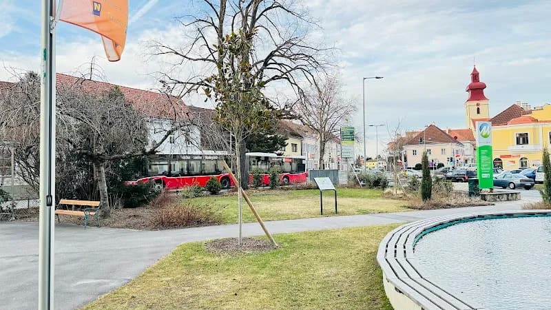 View of Groß-Enzersdorfer Straße Parks in Deutsch-Wagram, VIE