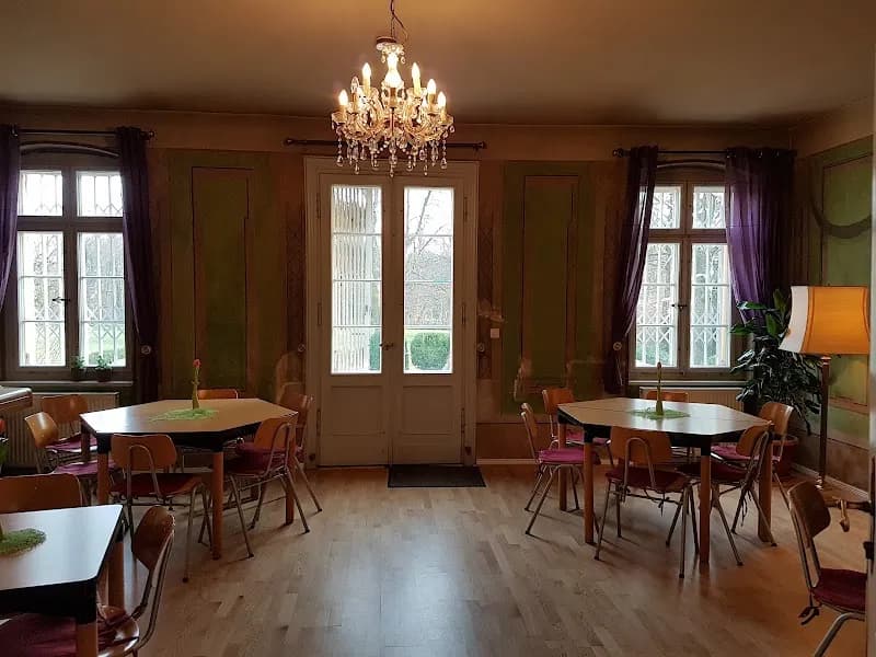 View of Gutshaus Lichterfelde in Lichterfelde, BE