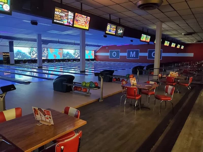 View of Hall of Fame Silver Lanes in Hartford, CT