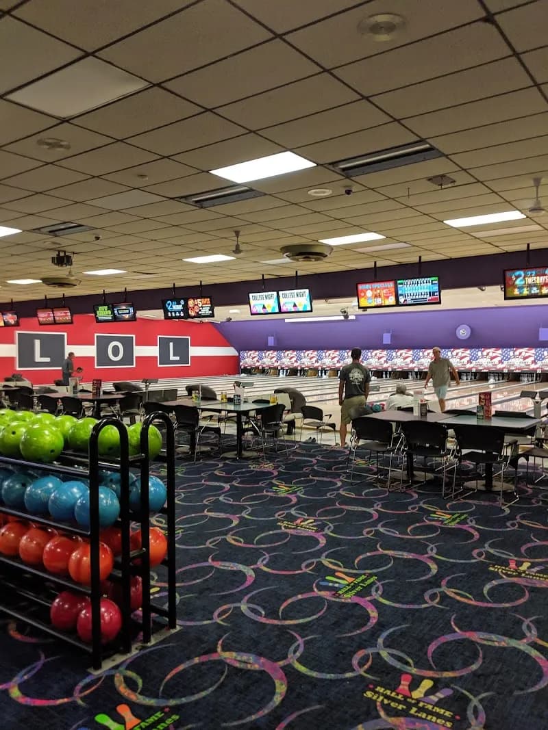 View of Hall of Fame Silver Lanes in Hartford, CT