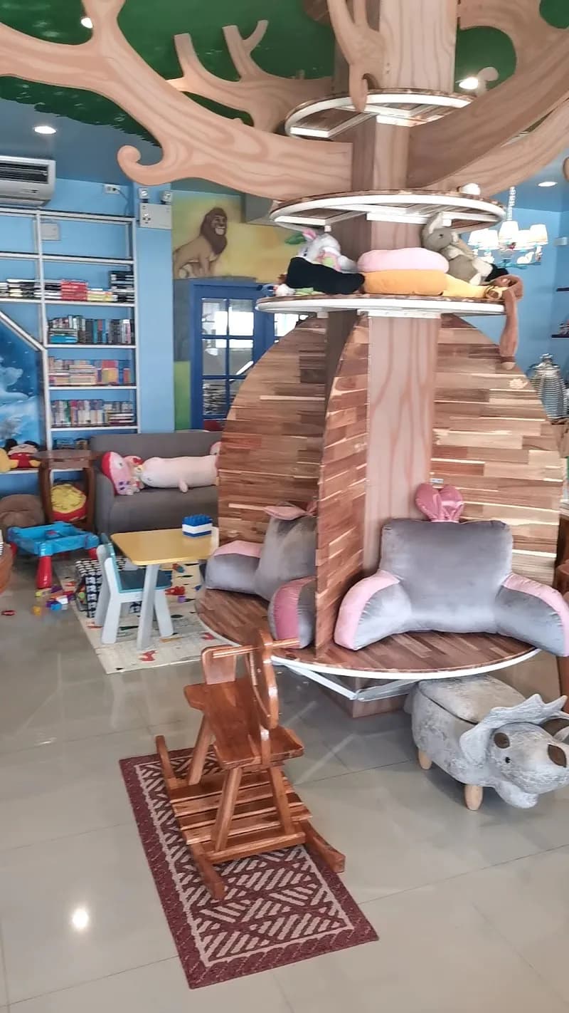 View of Hang Dong Library and Children's Corner in Hang Dong, CM