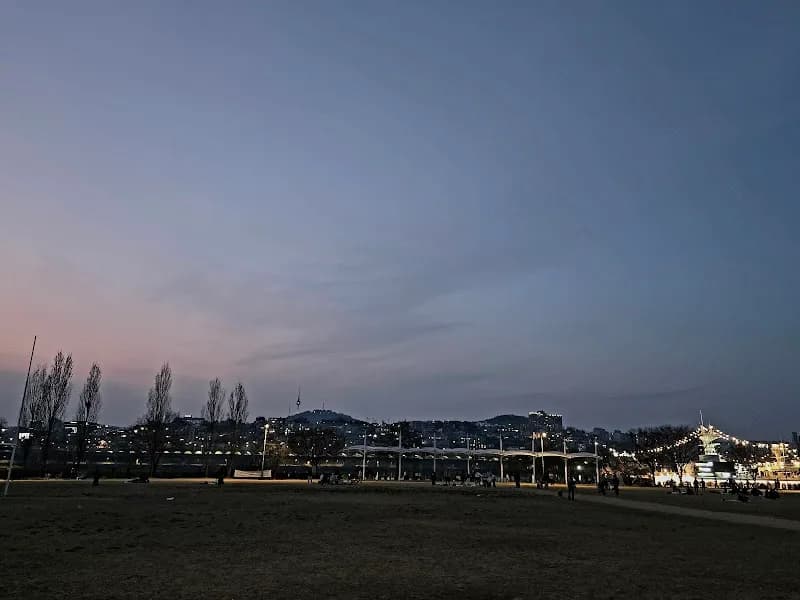 View of Hangang Park in Hanam, GG