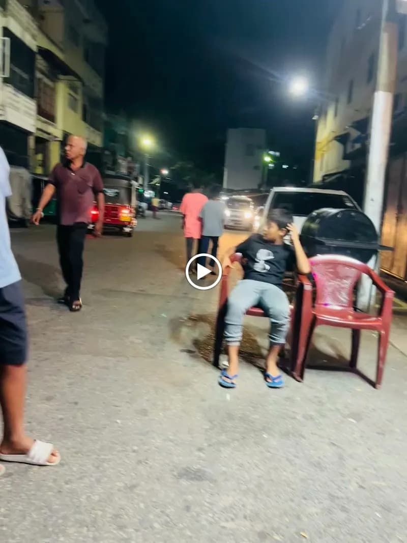 View of Happy Lanterns Ice Cream Parlour in Colombo 5, WP