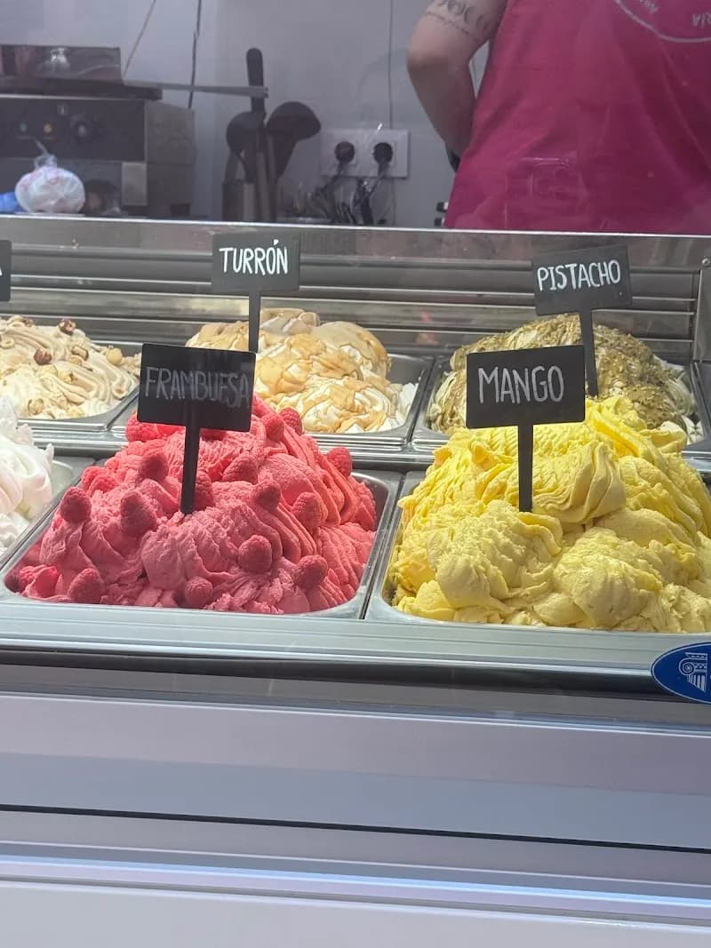 View of Heladería Artesanal del Barrio in Villaviciosa de Odón, Madrid