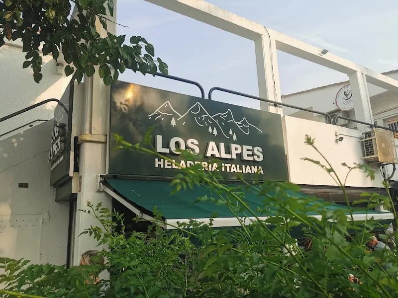 Heladería Artesanal del Pueblo ice cream in Torrelodones, Madrid