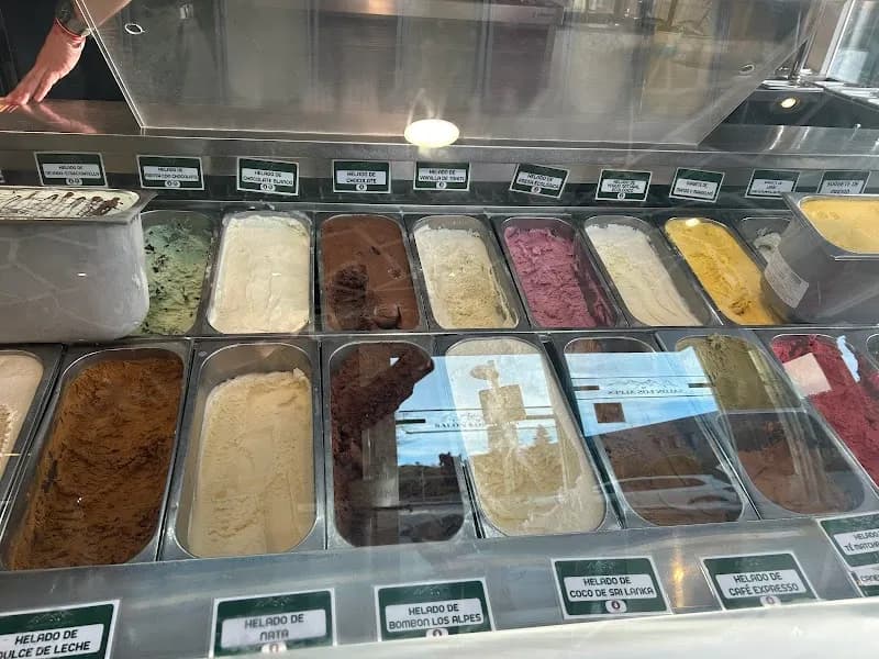 View of Heladería Artesanal del Pueblo in Torrelodones, Madrid