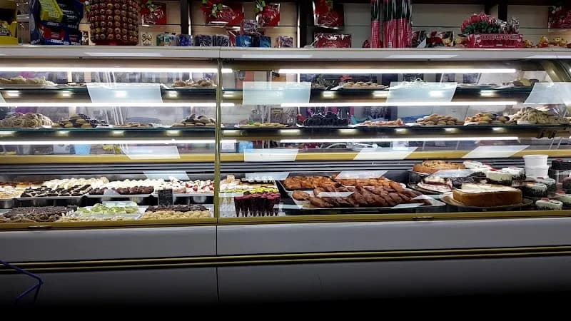 View of Heladería Artesanal La Fuente in Fuenlabrada, Madrid