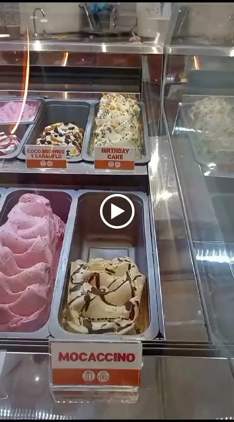 View of Heladería Artesanal Local in Barrios Unidos, CD