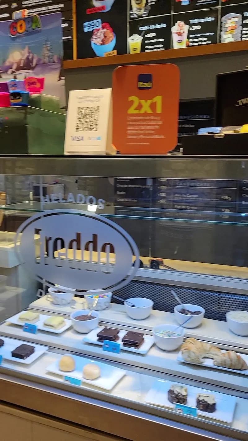 View of Heladería Freddo in Punta Carretas, MVD